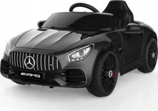 Čierne auto Mercedes